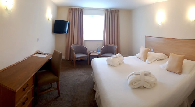 Двухместный номер Executive Skylark Hotel