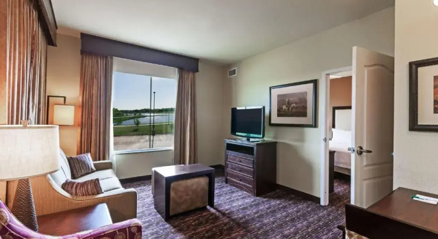 Четырёхместный для гостей с ограниченными возможностями люкс NONSMOKING Homewood Suites Wichita Falls