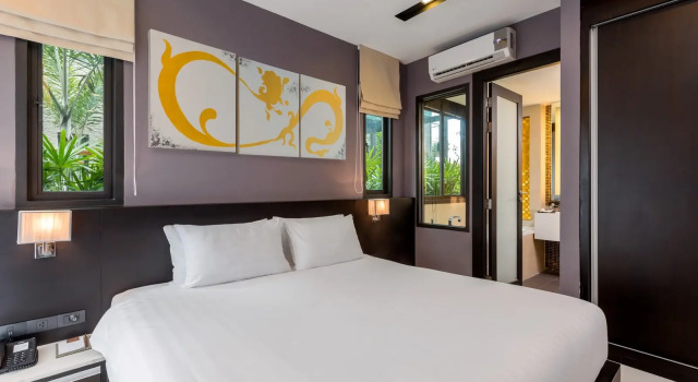 Двухместный полулюкс The Charm Resort Phuket