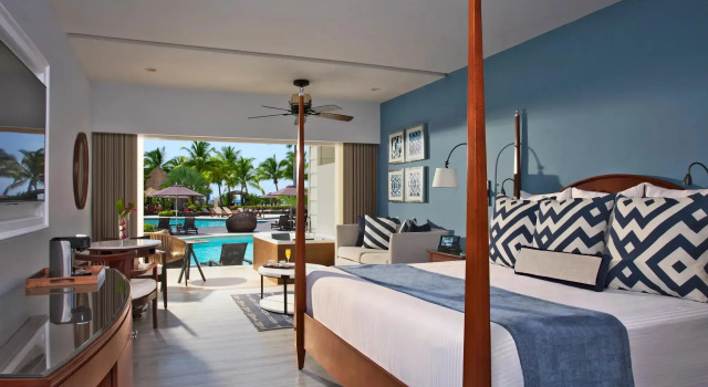 Двухместный люкс Preferred клубный Swim Out Master oceanfront Secrets St James Adults Only - All Inclusive