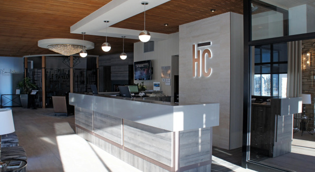 Hôtel Castel & Spa Confort, Book Hotel Hoteller i Eastern Townships med pool, Swimmingpool