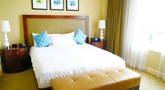 Люкс Premium с 2 комнатами Palm Beach Marriott Singer Island Beach Resort & Spa