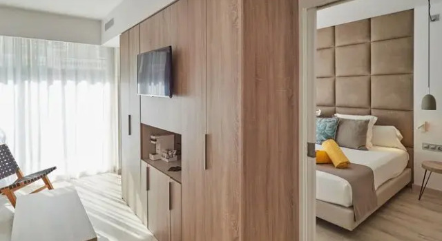 Двухместный полулюкс BQ Aguamarina Boutique Hotel