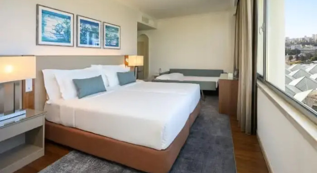 Номер Family Meliá Lisboa Oriente