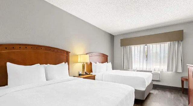 Четырёхместный люкс Best Western Plus At Lake Powell