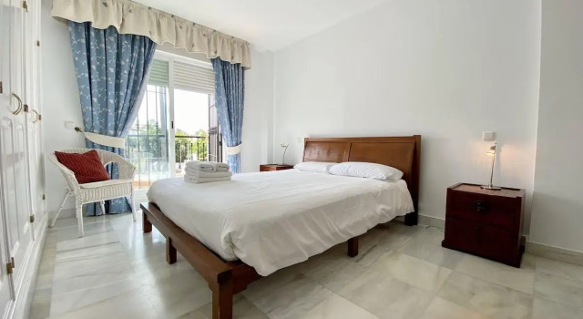 Семейный дом с 3 комнатами SERINAMAR- Los Naranjos de Marbella