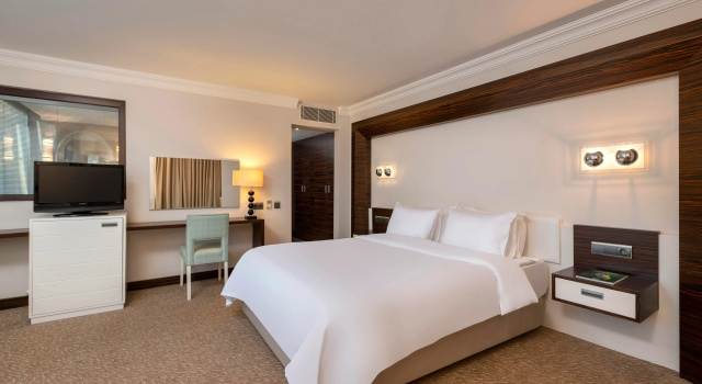 Двухместный люкс Jacuzzi Rixos Park Belek - The Land Of Legends Access