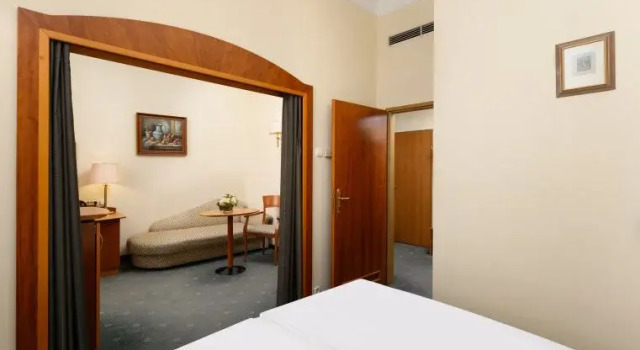 Двухместный полулюкс Danubius Hotel Hungaria City Center