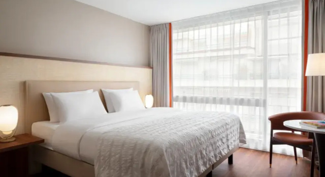 Люкс Family с 2 комнатами с балконом и с видом на город Le Meridien Nice