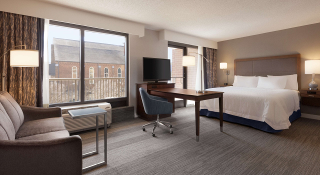 Двухместная клубная студия Hampton Inn & Suites Nashville-Downtown
