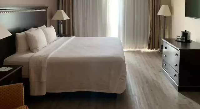 Двухместный люкс Radisson Hotel Lenexa Overland Park