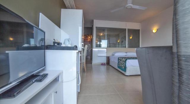 Двухместный люкс с видом на море Sunset Villa Hotel