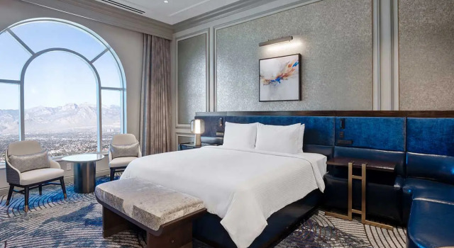 Двухместный люкс Newly Remodeled Grand c 1 комнатой с видом на город The Venetian® Resort Las Vegas