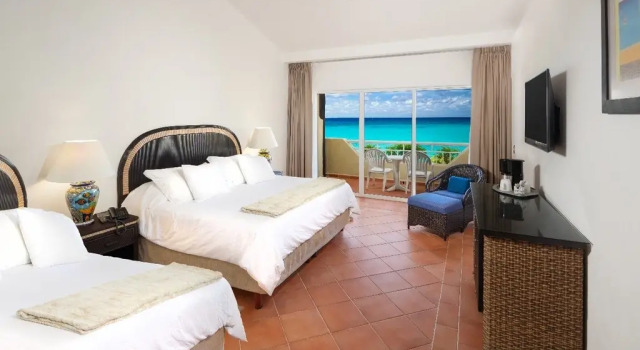 Люкс с видом на океан Playa Azul Cozumel