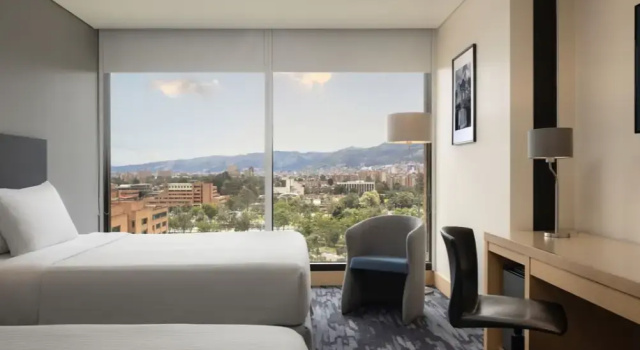Двухместный номер Fairfield by Marriott Bogota Embajada