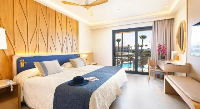 Двухместный номер Standard Hipotels Barrosa Palace & Spa
