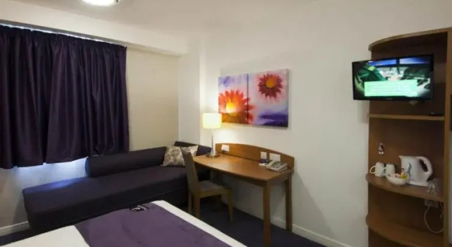 Номер Standard Premier Inn Newcastle City Centre - Quayside