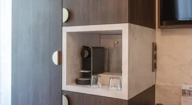 Двухместный номер Comfort с красивым видом из окна Best Western Au Trocadéro