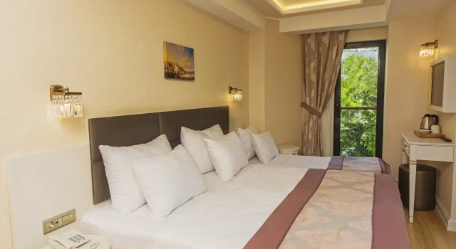 Трёхместный номер Standard Grand Naki Hotel