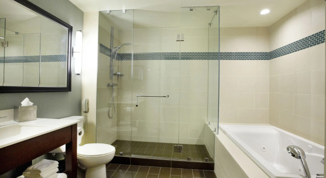 Люкс Manoa с красивым видом из окна DoubleTree by Hilton Alana - Waikiki Beach