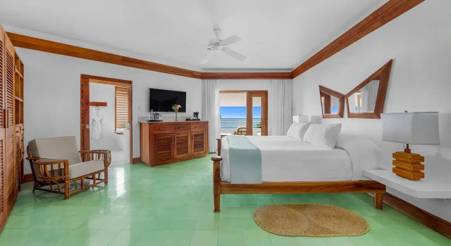 Двухместный люкс Ocean Great House Couples Swept Away All Inclusive
