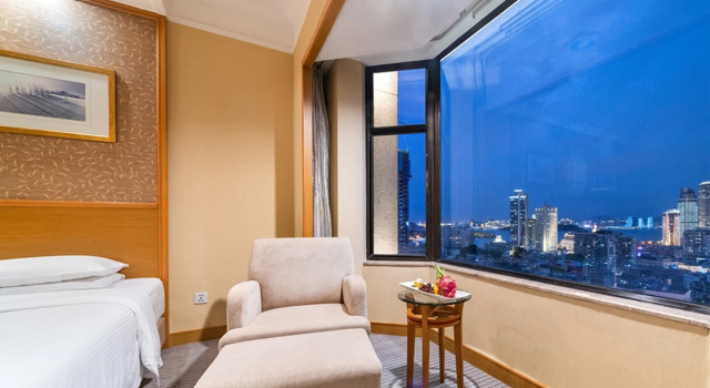 Двухместный номер Premier Deluxe Millennium Harbourview Hotel Xiamen
