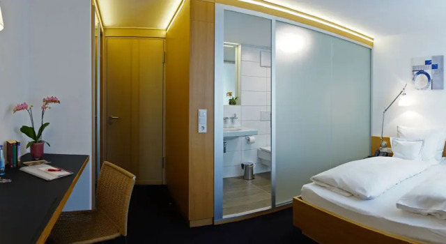 Gasthof Guthlein, Varaa Hotelli Hotellit Baijeri pysäköinnillä, Pysäköinti
