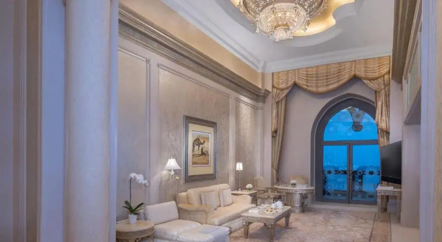 Люкс Palace с 2 комнатами Emirates Palace Mandarin Oriental, Abu Dhabi