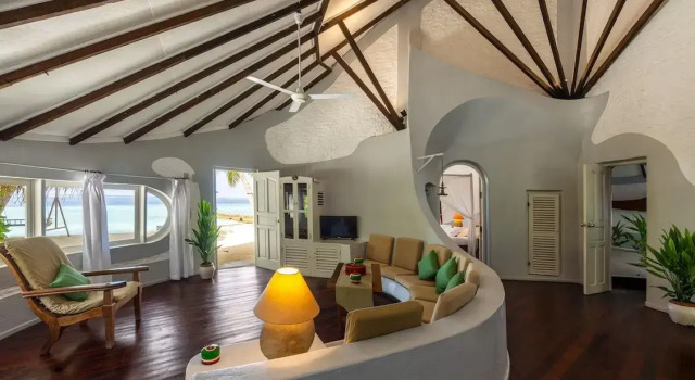 Двухместная вилла Beach Deluxe Nika Island Resort & Spa, Maldives