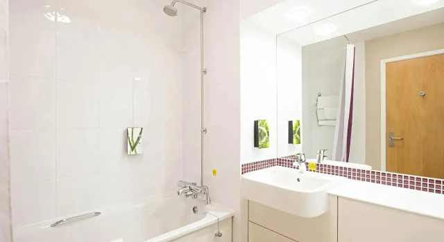 Двухместный номер Standard Premier Inn Liverpool John Lennon Airport
