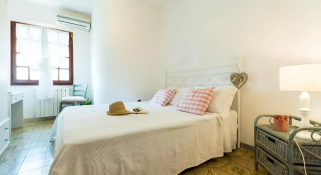Spazioso Appartamento al Mare con Giardino