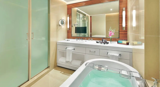 Двухместный Club room The Ritz-Carlton, Bahrain