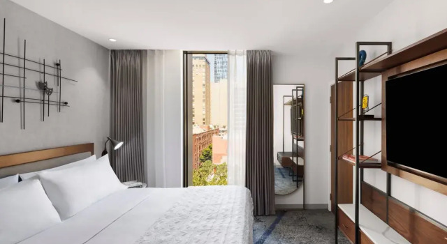 Двухместный люкс Lumiere c 1 комнатой с видом на город Le Meridien Melbourne