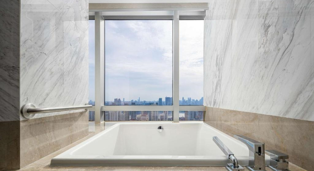 Двухместный полулюкс Hilton Garden Inn Shanghai Lujiazui