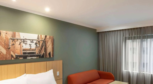 Двухместный номер Superior Mercure Melbourne Southbank