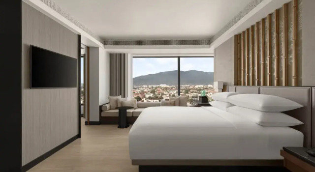 Двухместный люкс клубный Executive c 1 комнатой Chiang Mai Marriott Hotel