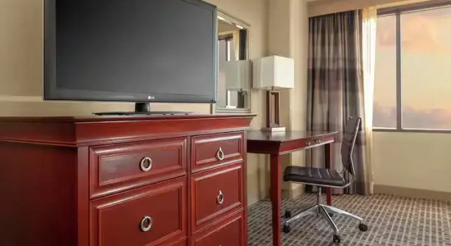 Двухместный номер Corner DoubleTree by Hilton Kansas City - Overland Park