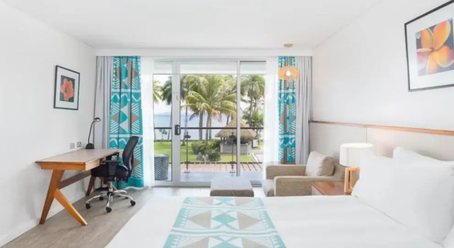 Premium Doppel Zimmer mit Balkon und mit Blick auf den Sonnenuntergang Holiday Inn Suva, an IHG Hotel