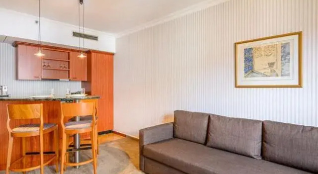 Апартаменты с 3 комнатами B-aparthotel Ambiorix