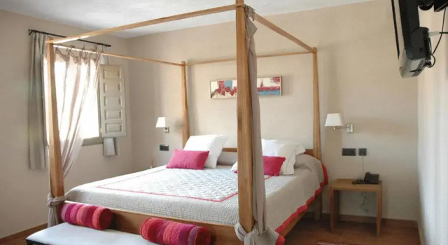 Двухместный полулюкс Hotel Mas El Cuquello