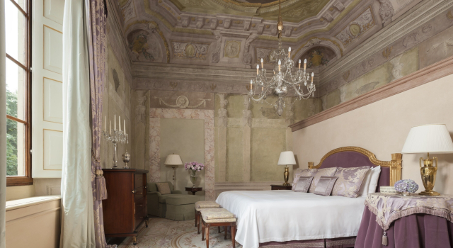 Люкс Historical с 3 комнатами Four Seasons Hotel Firenze