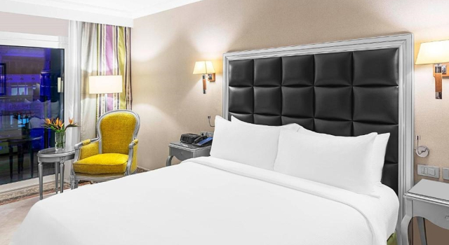 Двухместный номер с частичным видом на море Hilton Alexandria Corniche Hotel