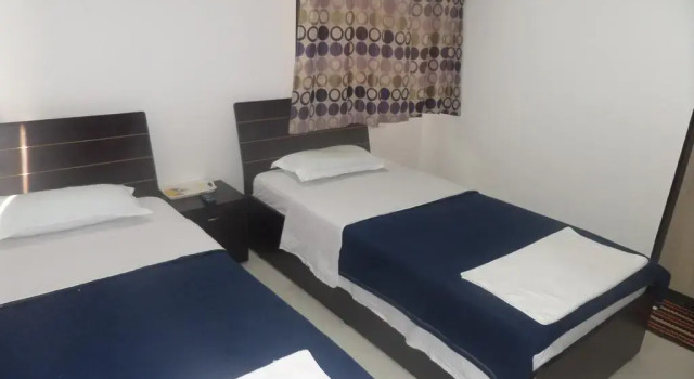 GMA Guest House-Hinjewadi, Забронировать Гостевой дом Отели штата Махараштры с бассейном, Бассейн