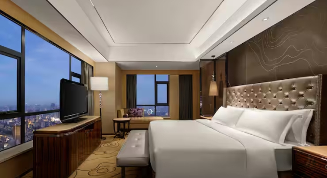 Двухместный люкс Executive Hilton Zhongshan Downtown