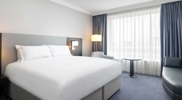 Двухместный номер Classic Sofitel London Gatwick