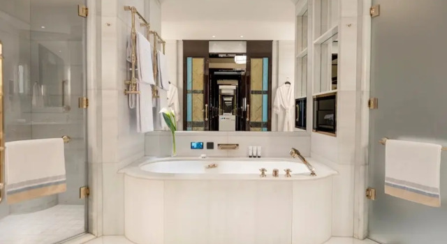 Двухместный люкс Bosphorus Deluxe с балконом Отель Пенинсула Стамбул