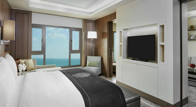Двухместный люкс Ocean InterContinental Doha Beach & Spa by IHG