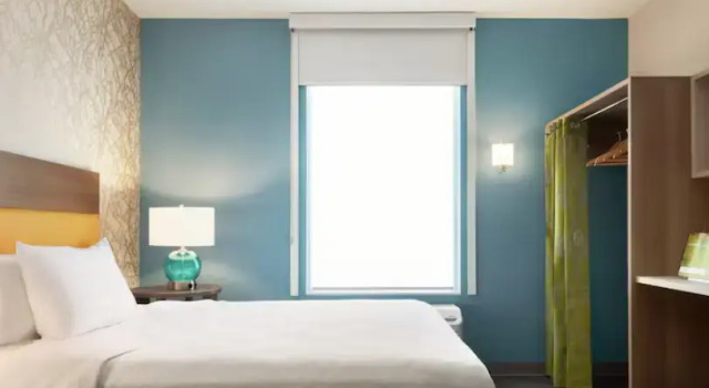 Люкс для гостей с нарушением слуха Студия Home2 Suites by Hilton Stevens Point