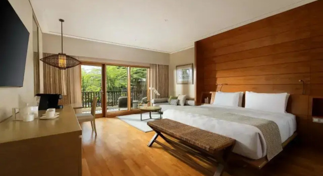 Двухместный полулюкс Padma Resort Legian