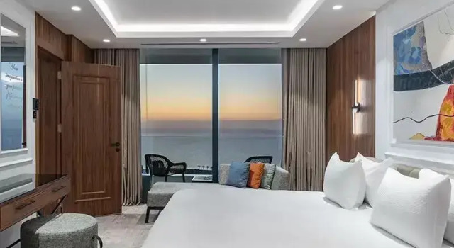 Трёхместный люкс Emerald Отель Hotel Grand Sapphire Resort & Casino